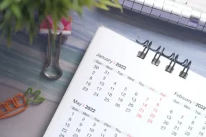2022 calendar on desk